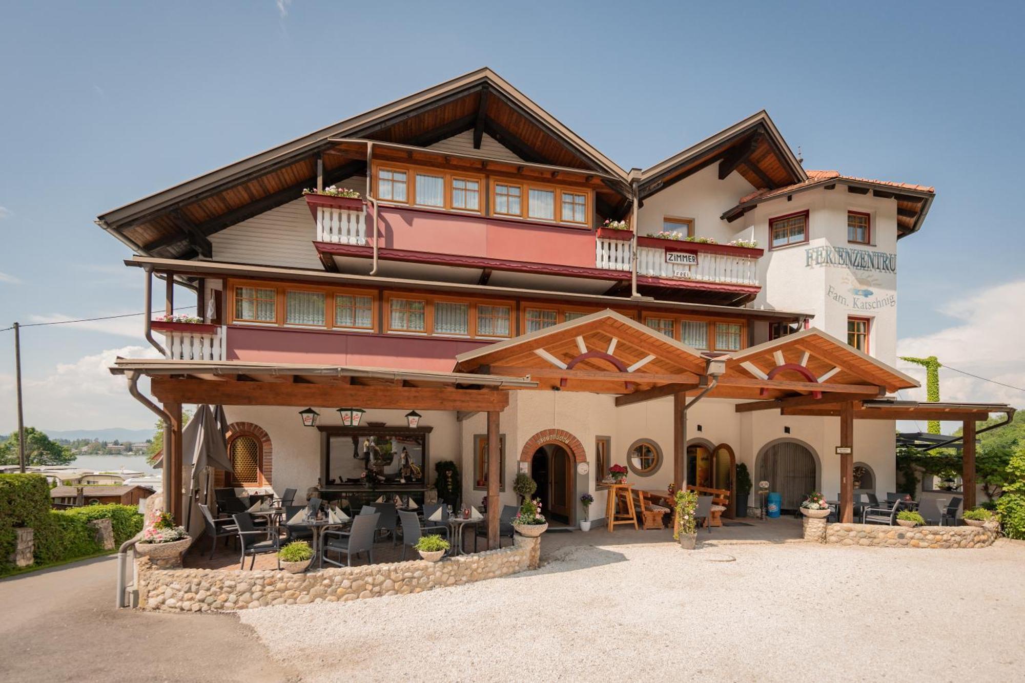 Seegasthof Katschnig Gmbh Unterburg am Klopeiner See Eksteriør billede